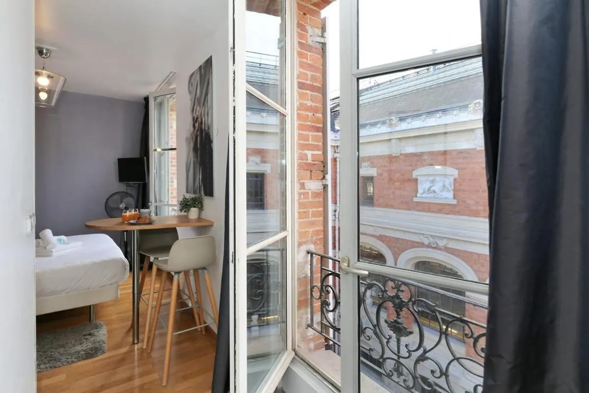 404 - Petit Bijou Dans Immeuble Hotelier Paris 5 - Flat-Guest 0*,
