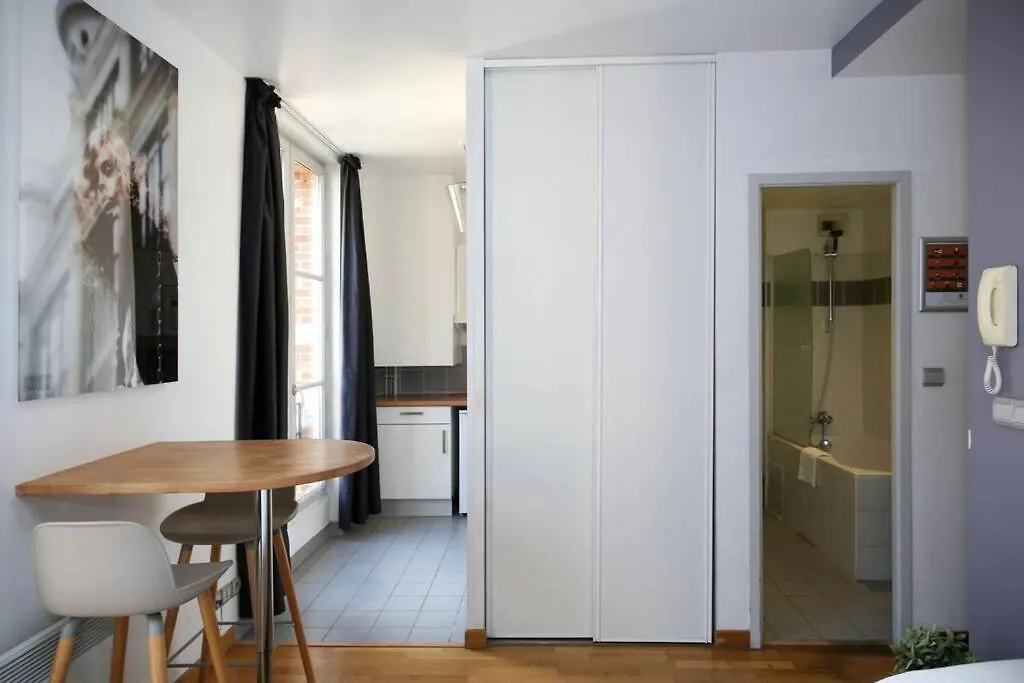 404 - Petit Bijou Dans Immeuble Hotelier Paris 5 - Flat-Guest 0*,